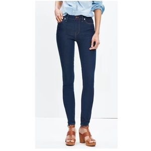 Madewell 9" High-Rise Skinny Jeans in Davis Wash